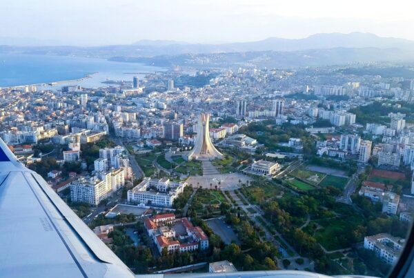 Séjour dentaire en Algérie : voyage vers l'algérie, prix et budgets types pour les patients vivant en France