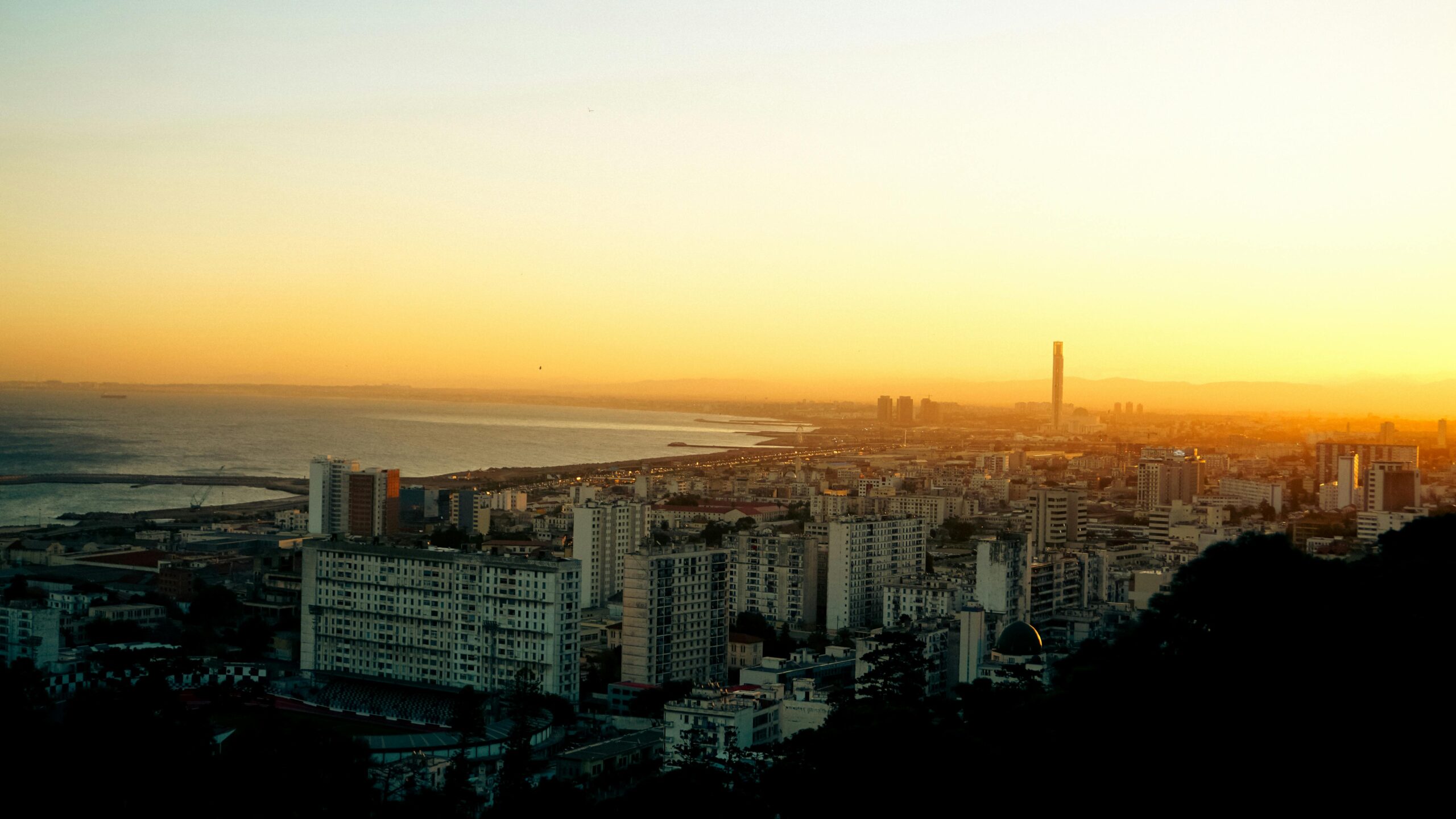 Refaire ses dents en Algérie : guide complet depuis la France